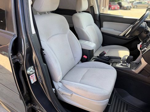 Used 2014 Subaru Forester 2.5i Premium w/ All-Weather Package AWD/4WD image 15