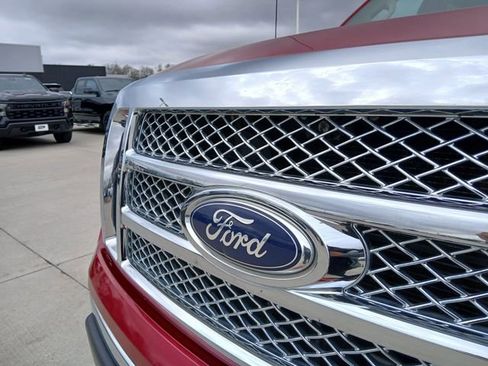 Used 2012 Ford F150 Lariat w/ Lariat Chrome Pkg image 9