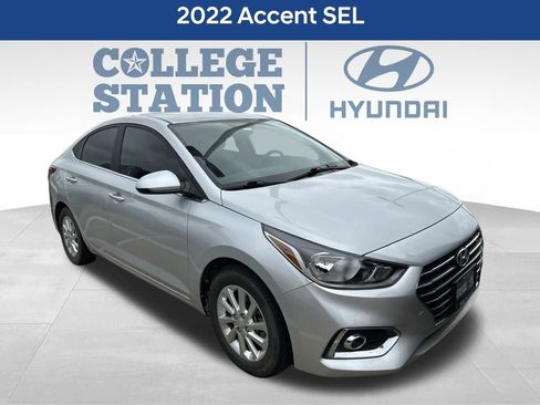 Used 2022 Hyundai Accent SEL w/ Cargo Package FWD image 1