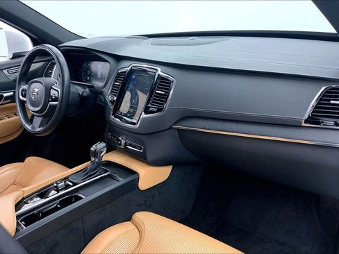 Used 2022 Volvo XC90 T6 Inscription AWD/4WD image 10