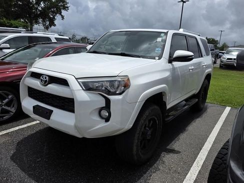 Used 2016 Toyota 4Runner SR5 Premium AWD/4WD image 14