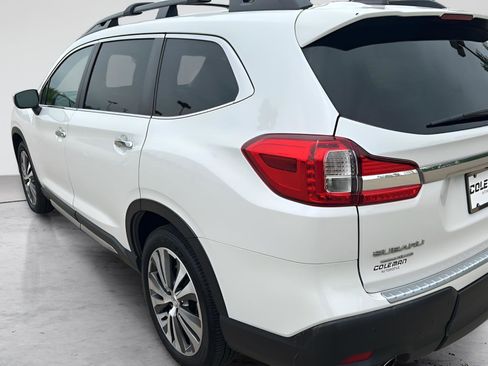 Used 2019 Subaru Ascent Touring w/ Popular Package #3 AWD/4WD image 40