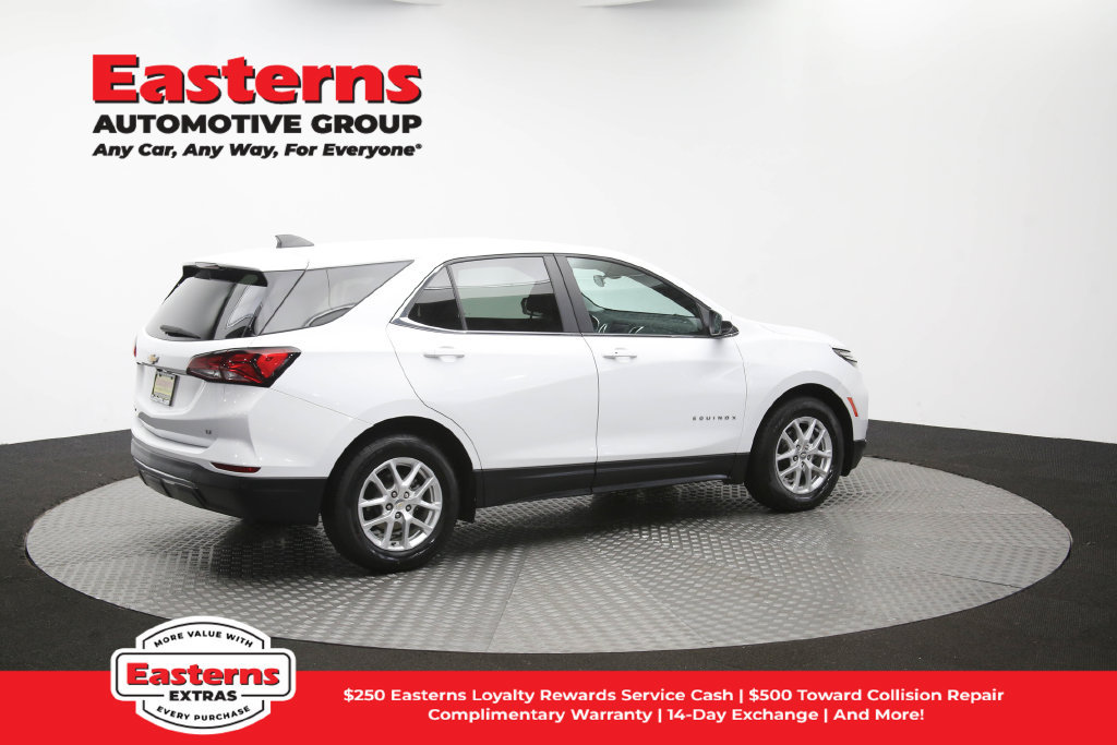 Used 2024 Chevrolet Equinox LT FWD image 43