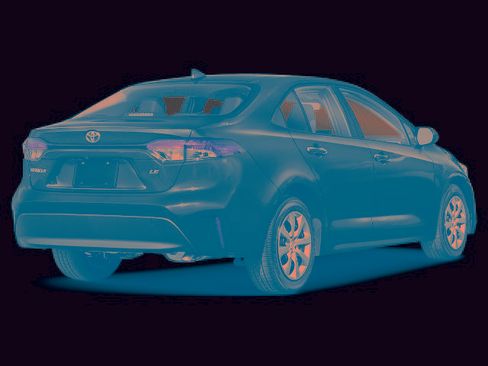 Used 2024 Toyota Corolla LE image 2