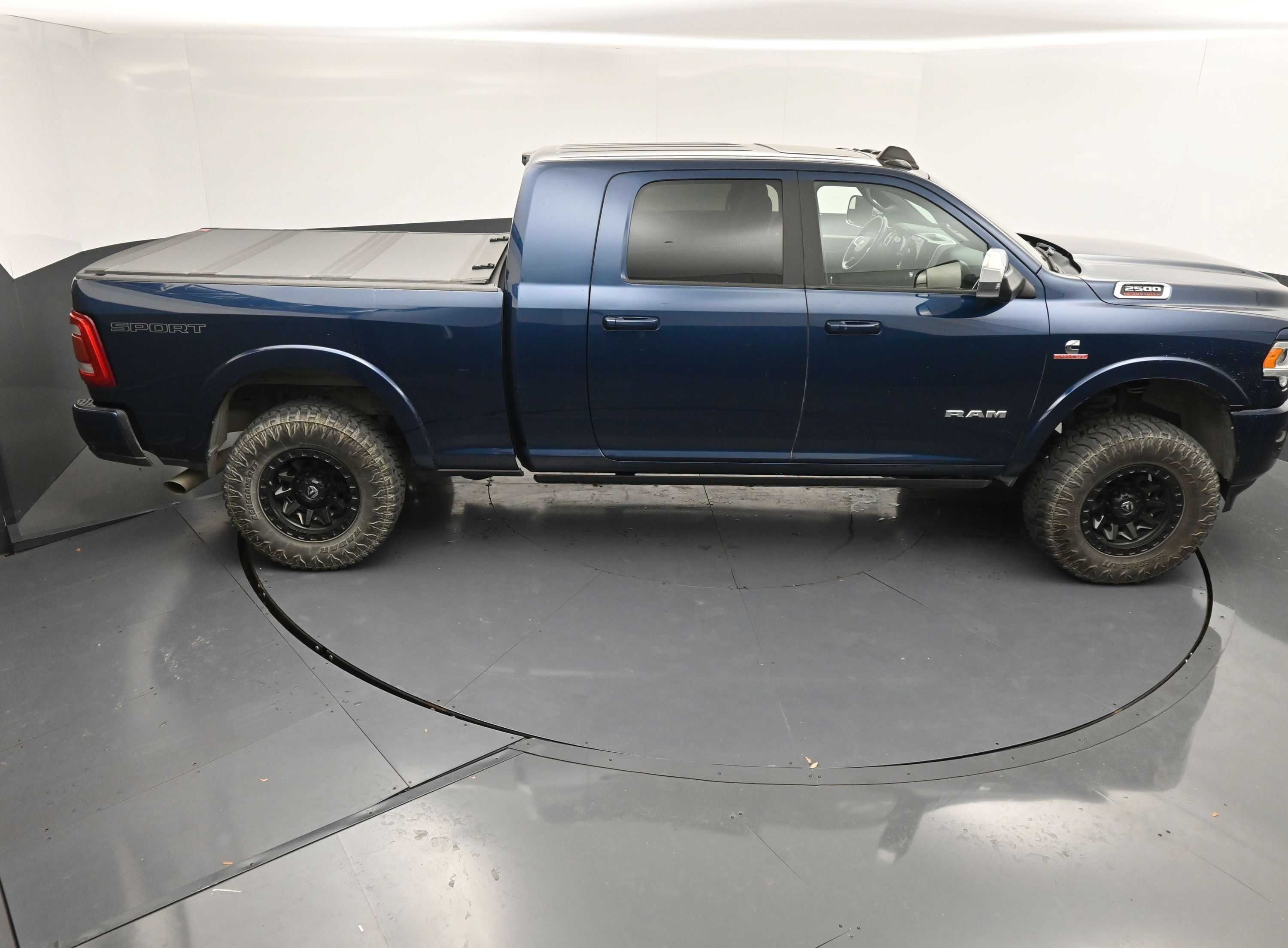 Used 2022 RAM 2500 Laramie AWD/4WD image 40
