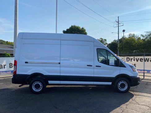 Used 2022 Ford Transit 250 148 High Roof w/ Load Area Protection Package RWD image 2