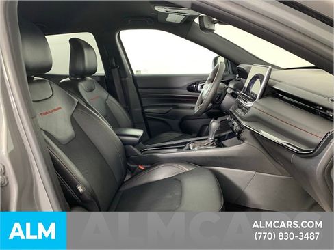 Used 2024 Jeep Compass Trailhawk image 38