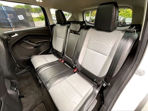 Used 2019 Ford Escape Titanium AWD/4WD image 15