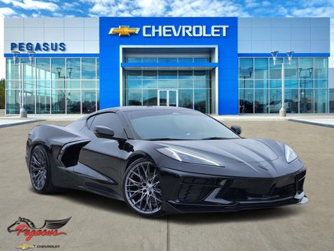Used 2025 Chevrolet Corvette Stingray Coupe w/ Battery Protection Package image 1
