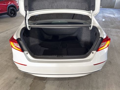 Used 2021 Honda Accord LX image 13