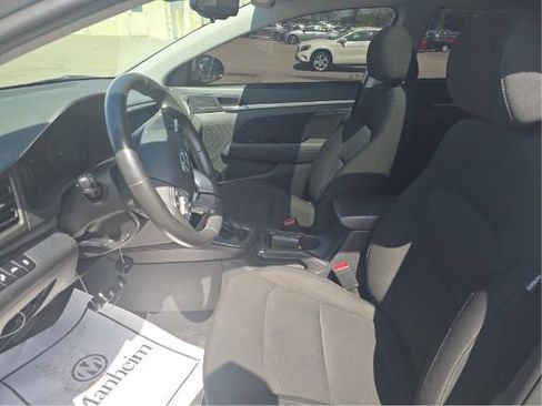 Used 2020 Hyundai Elantra Value Edition w/ Cargo Package (C1) FWD image 5