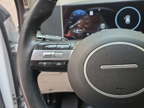 Used 2025 Hyundai Tucson SEL image 12