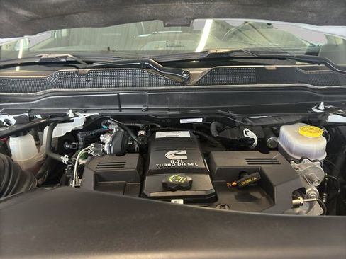 Used 2024 RAM 2500 Laramie image 20