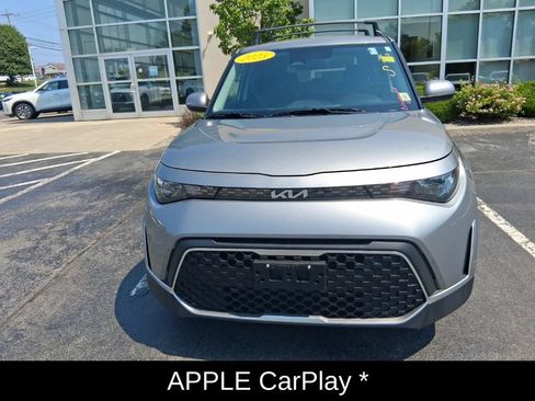 Used 2025 Kia Soul LX FWD image 9