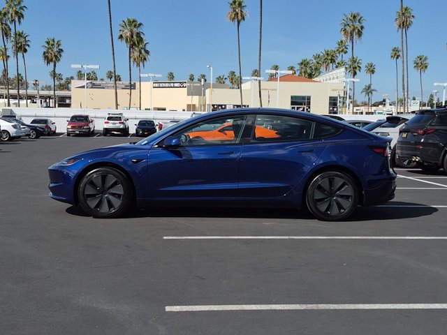 Used 2025 Tesla Model 3 Long Range RWD image 9
