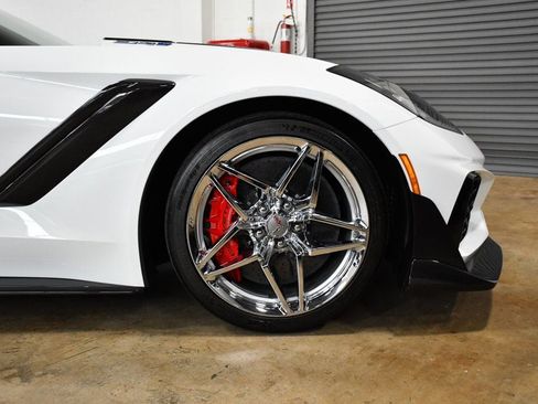 Used 2019 Chevrolet Corvette ZR1 RWD image 20