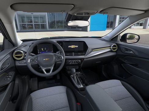 New 2026 Chevrolet Trax LT w/ LT Convenience Package image 15