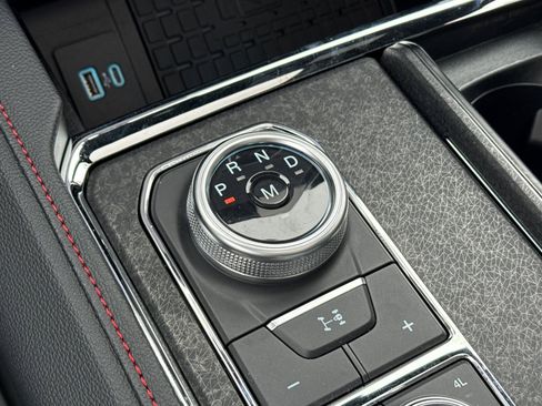 Used 2024 Ford Expedition Max Limited image 23