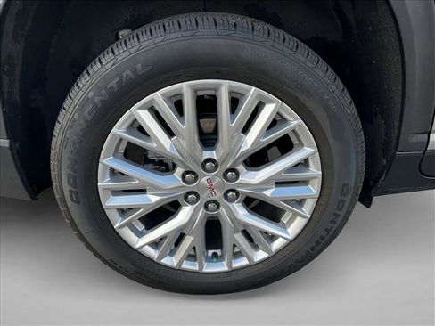 Used 2025 GMC Acadia Elevation w/ Elevation Premium Package image 26