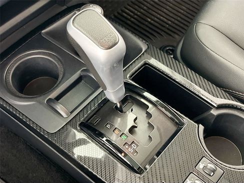 Used 2022 Toyota 4Runner TRD Off-Road Premium image 15