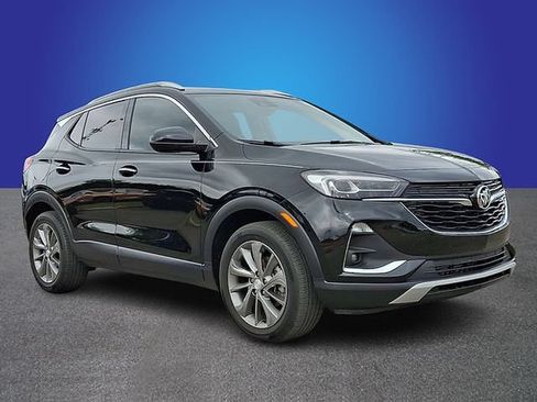 Used 2023 Buick Encore GX Essence w/ Experience Buick Package FWD image 3