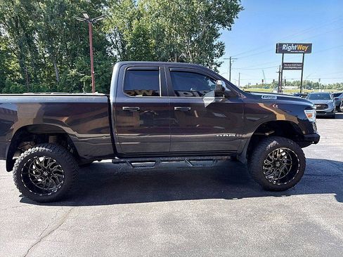 Used 2021 RAM 1500 Big Horn AWD/4WD image 6