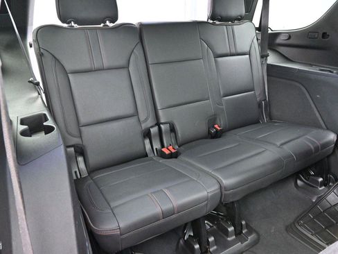 Used 2021 Chevrolet Tahoe RST w/ Luxury Package AWD/4WD image 40