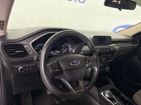 Used 2020 Ford Escape S image 16