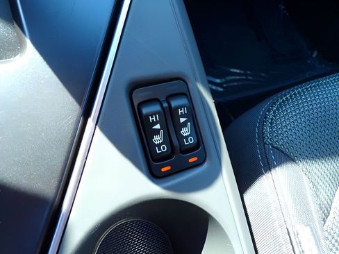 Certified 2024 Subaru Crosstrek 2.0i Premium image 22