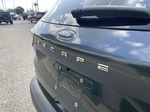 Used 2022 Ford Escape SE w/ Cold Weather Package AWD/4WD image 23