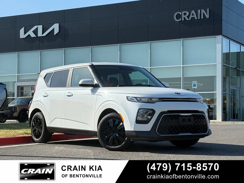 Used 2020 Kia Soul LX FWD image 1