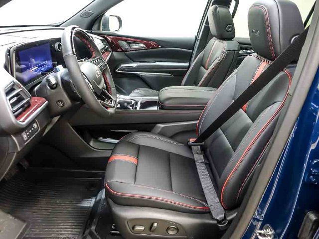 New 2027 Chevrolet Traverse RS w/ LPO, Floor Liner Package AWD/4WD image 8