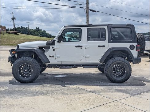 Used 2021 Jeep Wrangler Unlimited Sport AWD/4WD image 10