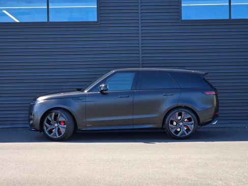 Used 2025 Land Rover Range Rover Sport Autobiography AWD/4WD image 4