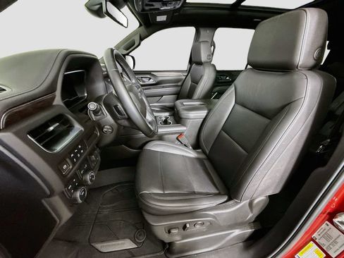 Used 2023 Chevrolet Tahoe Z71 w/ Luxury Package AWD/4WD image 21