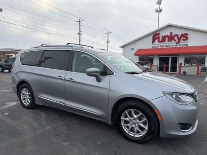Used 2020 Chrysler Pacifica Touring-L