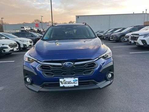 Used 2025 Subaru Crosstrek 2.0i Premium image 2