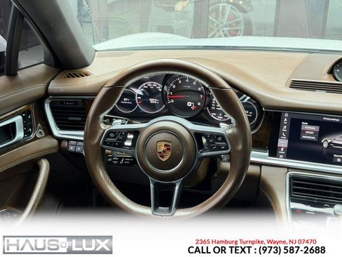 Used 2018 Porsche Panamera 4 AWD/4WD image 27