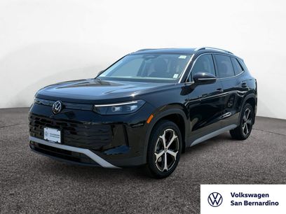New 2025 Volkswagen Tiguan SE