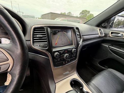 Used 2014 Jeep Grand Cherokee Limited w/ Trailer Tow Group IV AWD/4WD image 20