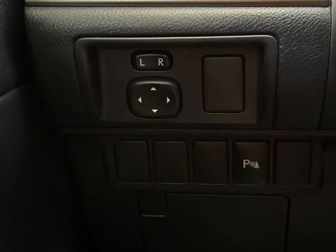 Used 2014 Lexus ES 350 w/ Premium Package FWD image 29