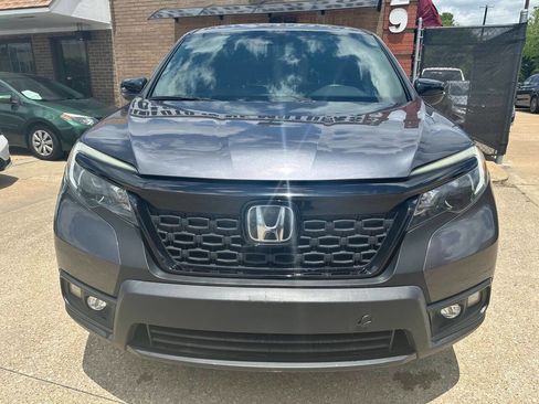 Used 2021 Honda Passport Sport image 2
