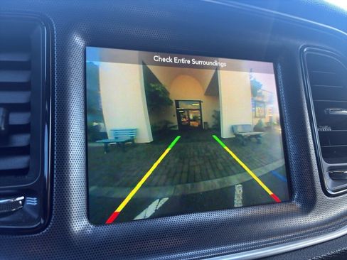 Used 2017 Dodge Challenger R/T Scat Pack w/ Leather Interior Group image 15