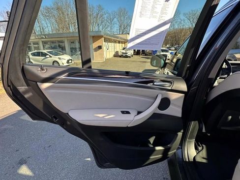 Used 2013 BMW X5 xDrive35i image 30