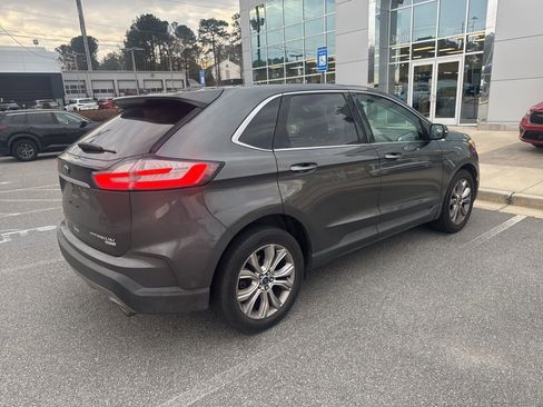 Used 2019 Ford Edge Titanium w/ Equipment Group 301A image 11