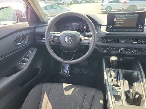 Certified 2025 Honda Accord SE image 10