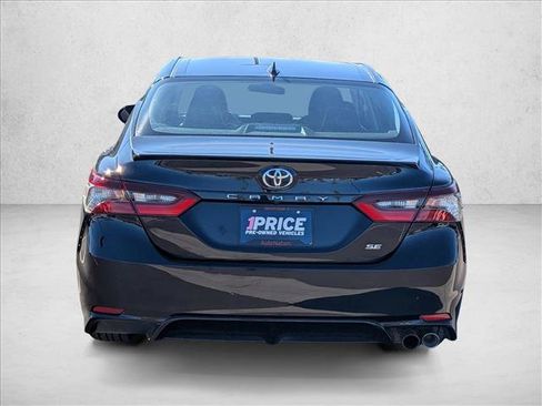 Used 2023 Toyota Camry SE image 6