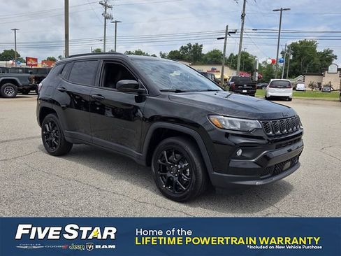 New 2026 Jeep Compass Latitude AWD/4WD image 1