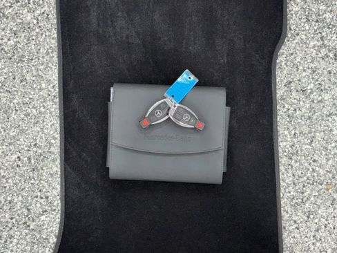 Used 2014 Mercedes-Benz E 550 Cabriolet image 70