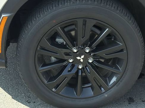 Used 2024 Mitsubishi Eclipse Cross LE AWD/4WD image 16